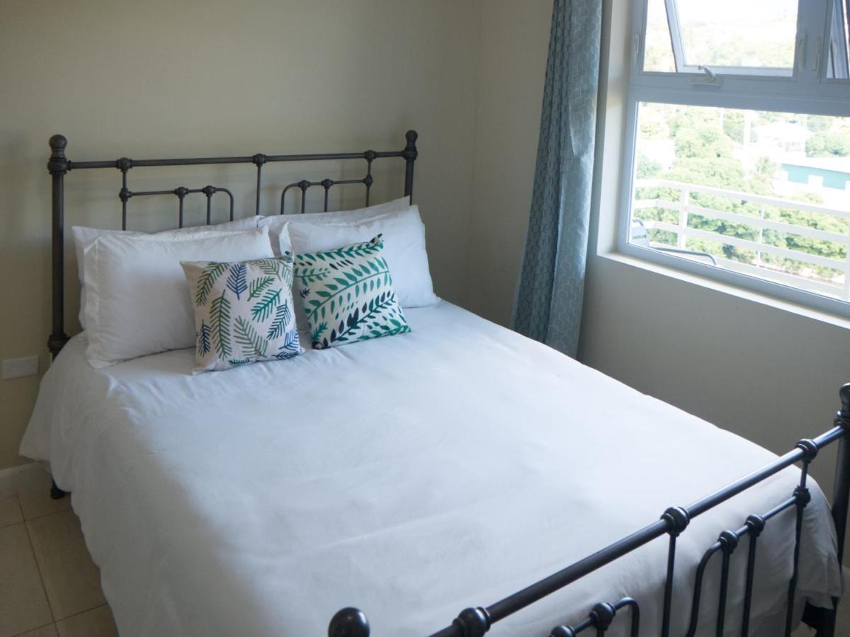 Crieffe Views At The Lofts Apartment คิงส์ตัน ภายนอก รูปภาพ
